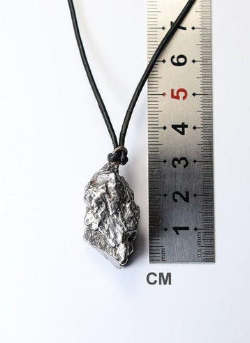 Pendentif météorite Campo del Cielo Octaédrite grossière