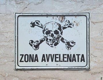 Pelloni Targhe - Bologna - Vergiftigde Zone - Emaille bord -