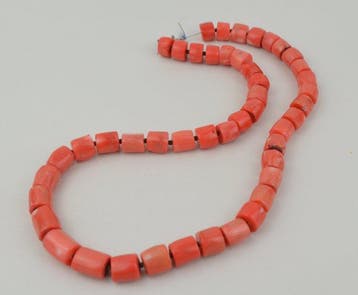 Corail - Perles cylindriques en corail rose vintage -, Verzamelen