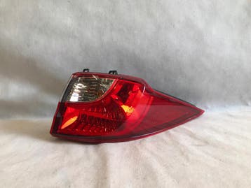 Mazda 5 CW 2010-2015 rechter achterlicht buiten Europa, Verzenden, Gebruikt