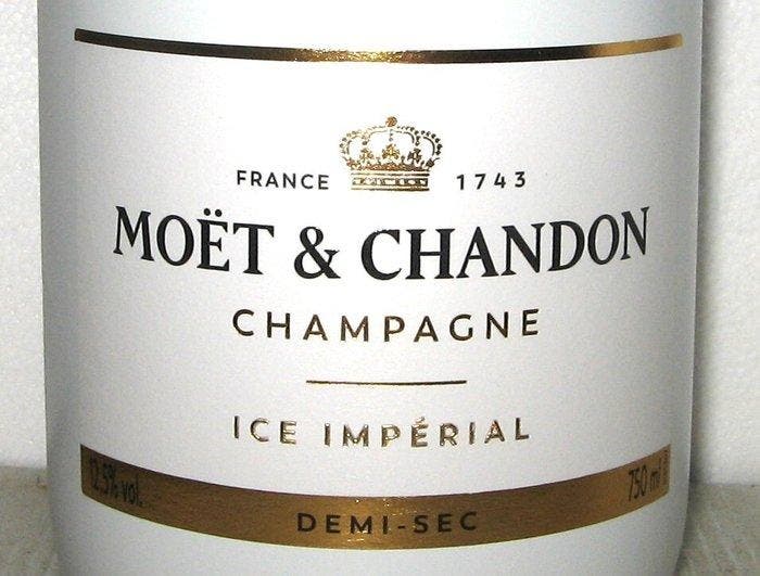 Moët & Chandon, Ice Impérial - Champagne Demi-Sec - 3, Collections, Vins