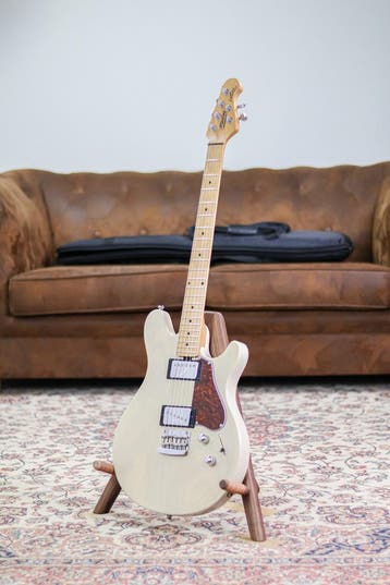 Sterling by Music Man JV60 | Trans Buttermilk, Musique & Instruments, Verzenden