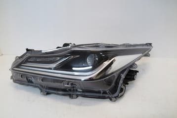 Toyota Corolla E21 Sedan linker voorlamp 81150-02T50, Verzenden, Gebruikt