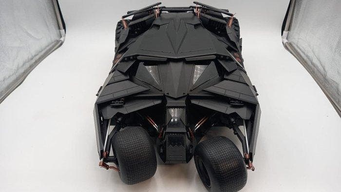 Edicola 1:8 - Modelauto - Batmobile Tumbler, Hobby en Vrije tijd, Modelauto's | 1:5 tot 1:12