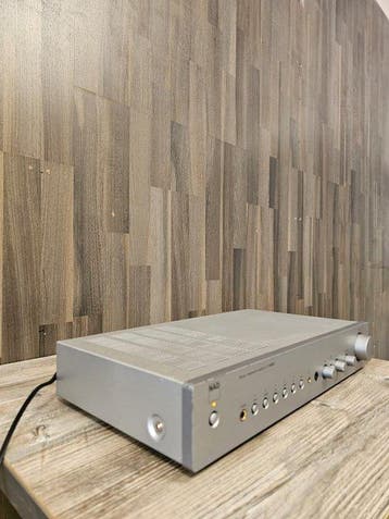 NAD - C 316BEE Amplificateur intégré à semi-conducteurs