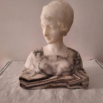 Richard (Riccardo) Aurili - Statue, Art Deco female bust -