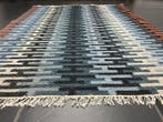 Marokkaanse Berber - Vloerkleed - 240 cm - 175 cm