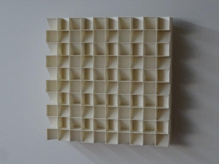 Hans Meeuwsen - Reliëf, 2026 - 59 wit minimalistisch, Antiek en Kunst, Kunst | Designobjecten