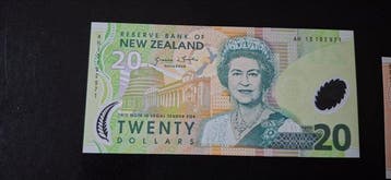 Nouvelle-Zélande. - 5 Banknotes - Various Dates (Sans prix