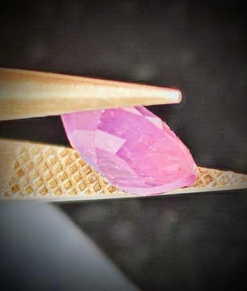 Rose Saphir - 1.43 ct - Lotus Gemology (Thaïlande) -