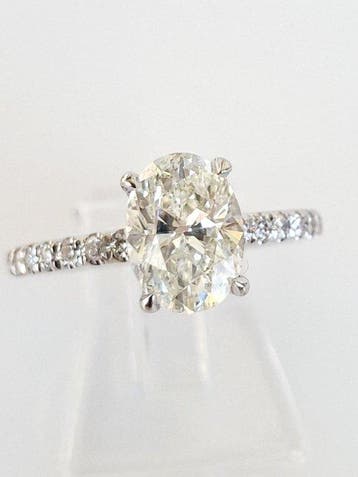 Bague de fiançailles - 14 carats Or blanc - 1.99ct. tw., Handtassen en Accessoires, Antieke sieraden