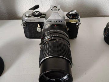 Pentax ME Super 35mm SLR Camera Outfit - SMC Pentax-M 50mm, Nieuw
