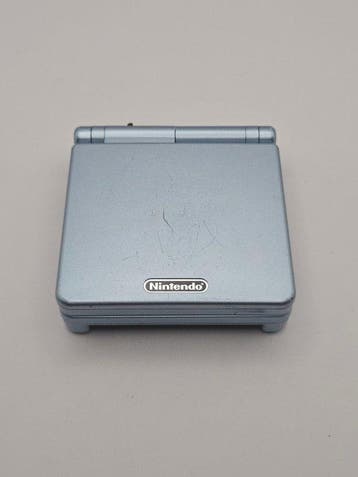 Nintendo - Gameboy Advance SP - Handheld gaming console