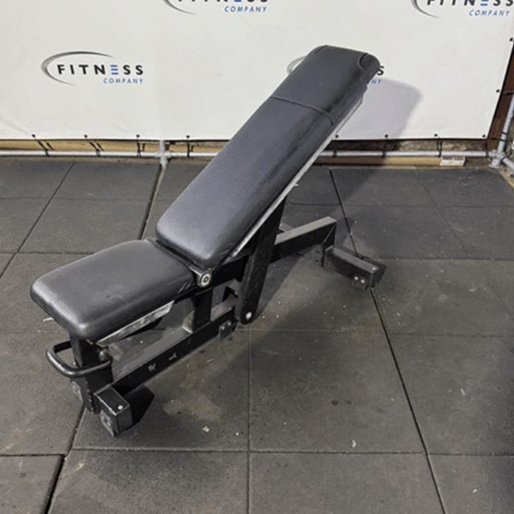 Technogym – Adjustable Bench, Sport en Fitness, Fitnessmaterialen, Overige typen, Ophalen of Verzenden