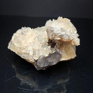 Calciet suu fluoriet Fluorescerende - Hoogte: 11 cm -