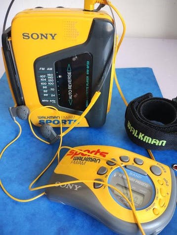 Sony - WM-BF59 - MDR-W10 - SRF-M78 Walkman - Diverse