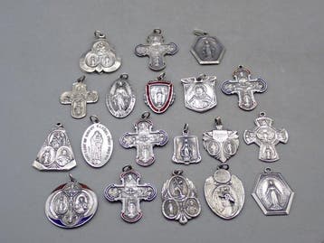 Argent - Amulette - Divers amulettes de voyage, Antiek en Kunst