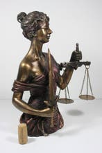 Buste, Lady Justice - 32 cm - resin, Antiek en Kunst