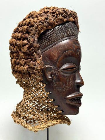 Mwana Pwo masker - Chokwe - Angola (Zonder minimumprijs)
