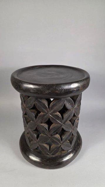 houten kruk - Bamileke - Kameroen (Zonder minimumprijs)