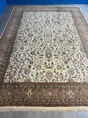 Isphahan - Vloerkleed - 349 cm - 251 cm, Nieuw
