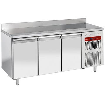 Wand koeltafel, geventileerd, 3 deuren EN 600x400, 550 liter, Verzenden