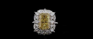 Bague - 14 carats Or blanc - 6.69ct. tw. Jaune Diamant