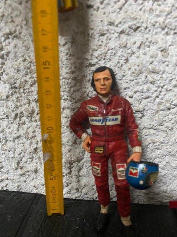 1:12 - Voiture miniature (2) - Ferrari 312T Gilles, Nieuw