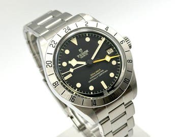 Tudor - Black Bay Pro - 79470 - Box & Papers - Heren - 2022