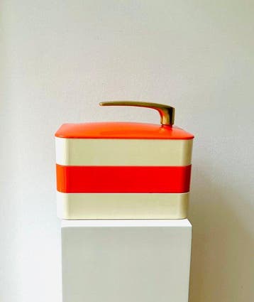 Container - Plastic - Naaidozen uit de jaren zeventig.