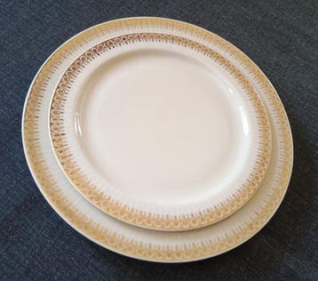 Scherzer (Bavaria) - Tafelservies (17) - Porselein - Bordo
