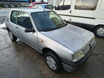 Online veiling - Peugeot 205 - 1997, Nieuw