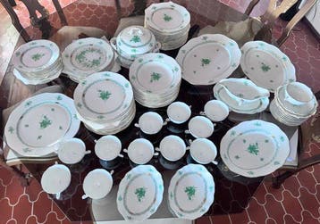 Herend - Service de table pour le dîner (84) - Apponyi -