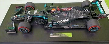 Minichamps 1:12 - Voiture miniature - MERCEDES -AMG PETRONAS