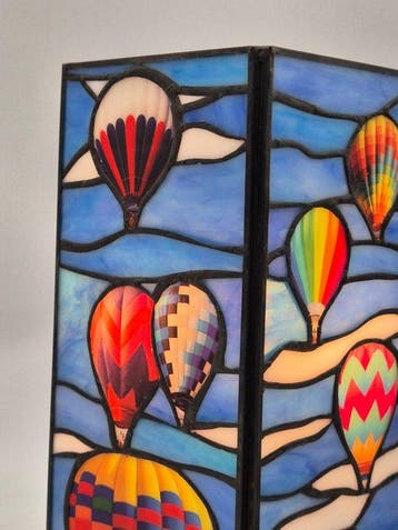Artistar ALF98 – Tischlampe – Bleiverglastes Glas im