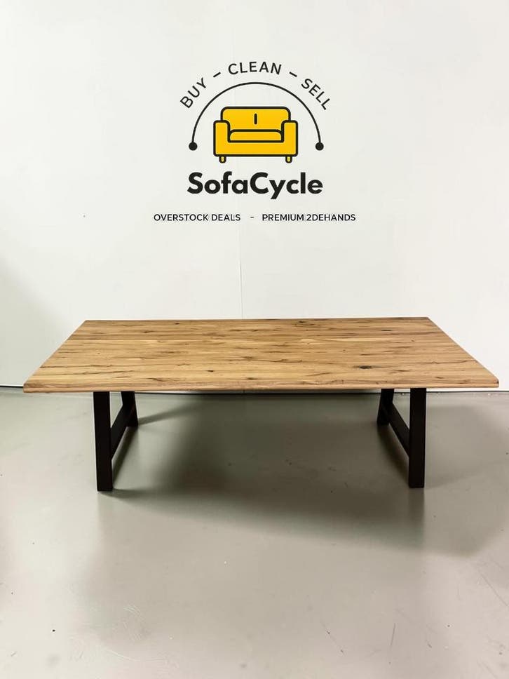 Vol eiken eettafel – robuust design met metalen poten (NIEUW, Huis en Inrichting, Tafels | Eettafels, Nieuw, Verzenden
