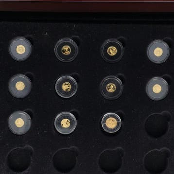 Monde. 2019/2020 - Kleine Gouden Munten (11 munten), Postzegels en Munten