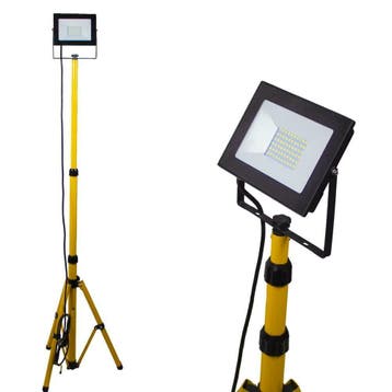 Enkele LED Bouwlamp 1x 50W op statief Daglicht wit Netstroom, Verzenden, Nieuw, 50 tot 200 watt, Met statief