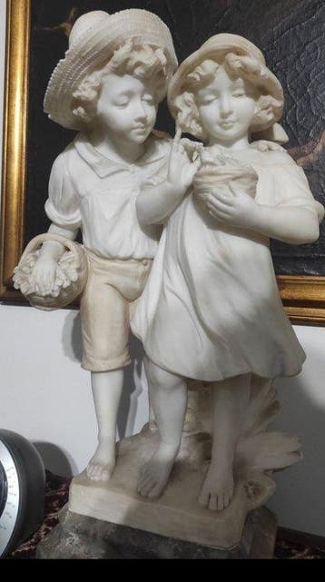 Beeld, An Italian signed 19th marble sculpture of a boy and