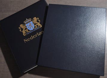 Nederland - Verzameling in 2 luxe DAVO albums met cassettes