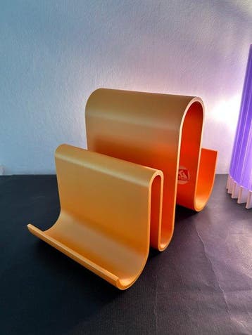 TiWo Design - Tijdschriftenhouder - Space Age Wave-stand