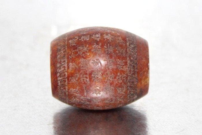 Antiek Boeddhistisch Heilig Chinees handgemaakt kralenamulet, Verzamelen, Mineralen en Fossielen