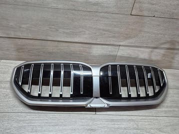 BMW 5 G60 G61 grill 5A076E4, Verzenden, Gebruikt