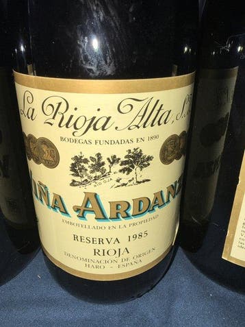 1985 La Rioja Alta, Viña Ardanza - Rioja Reserva - 3 Flessen, Nieuw