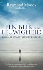 Een blik in de eeuwigheid 9789022998847 Raymond Moody, Verzenden, Gelezen, Raymond Moody