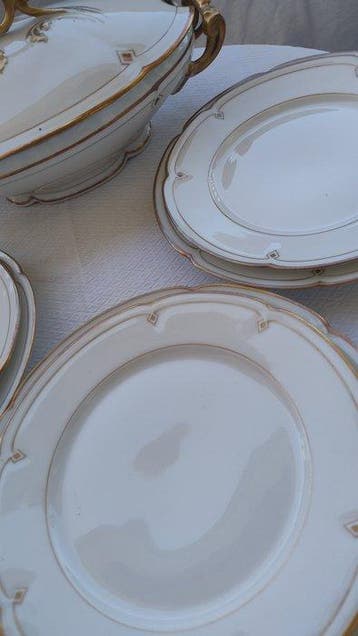 Service de table pour le dîner (28) - Porcelaine, Or -