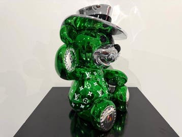 Van Apple - Bandit Bear LV
