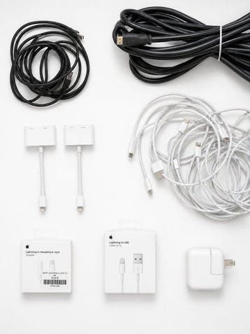 Apple Großes Apple Lot – iPhone 7 Plus, iPhone 5c, iPhone 5,