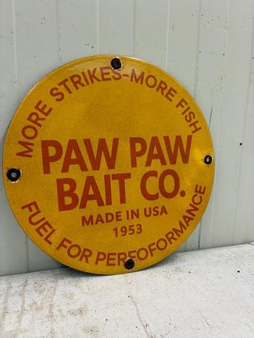 Paw Paw Bait Co. 1953 – Rond emaille reclamebord – Fishing /