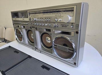 Sharp - GF-777H Multi-Band Dual-Cassette Draagbare, Nieuw
